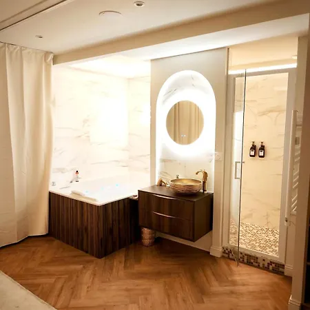 Apartment Royale By Lalie - Luxe & Puymirol