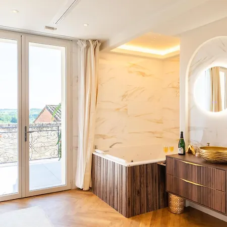 Royale By Lalie - Luxe & Apartmán Puymirol