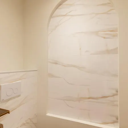 Royale By Lalie - Luxe & Apartment Puymirol